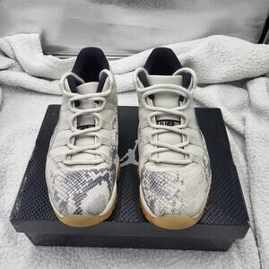 Nike Air Jordan 11 Retro Low LE Light Bone Snakeskin men sneaker w box size 10.5